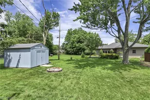 183 Sunrise Dr, Amherst, OH 44001 - Photo 27