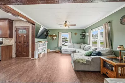 529 Park Avenue NW, New Philadelphia, OH 44663 - Photo 3