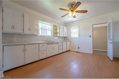 14828 Gaskill Drive NE, Alliance, OH 44601 - Photo 7