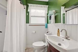 4209 Clague Rd, North Olmsted, OH 44070 - Photo 13