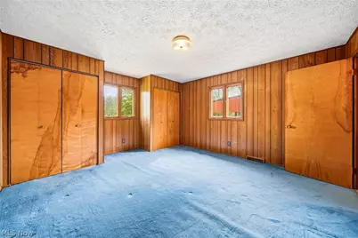 725 Chestnut Road, Green Hills, OH 44131 - Photo 15