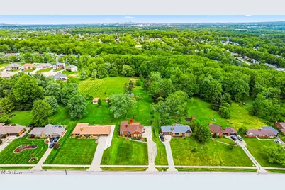 725 Chestnut Road, Green Hills, OH 44131 - Photo 37