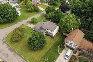 2681 Country Squire St NW, Uniontown, OH 44685 - Photo 39