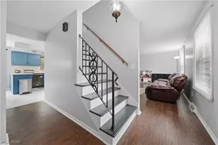 2681 Country Squire St NW, Uniontown, OH 44685 - Photo 3