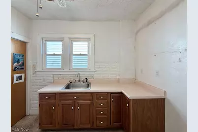 1652 Oregon Avenue, Steubenville, OH 43952 - Photo 13