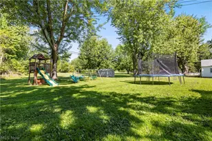 1908 Wallace Ln, Lorain, OH 44053 - Photo 39