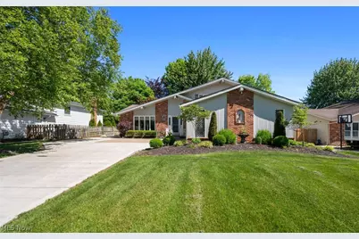 201 Melbourne Drive, Brunswick, OH 44212 - Photo 1