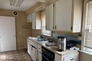 736 E 305th St, Willowick, OH 44095 - Photo 5