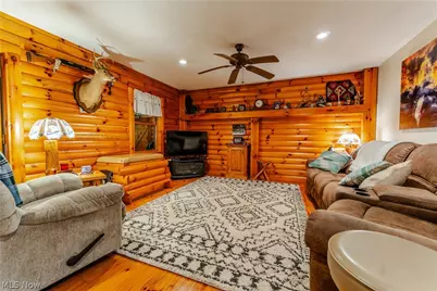 14264 Township Road 467, Lakeville, OH 44638 - Photo 7