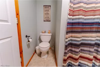 14264 Township Road 467, Lakeville, OH 44638 - Photo 17
