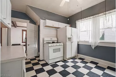 1221 Florencedale Avenue, Youngstown, OH 44505 - Photo 15