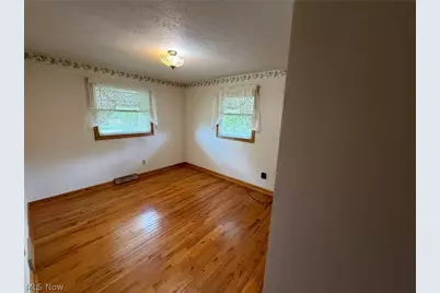 3215 Knollridge Circle NE, Canton, OH 44721 - Photo 13