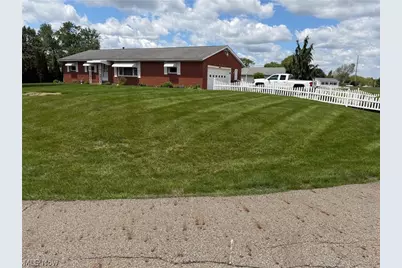 3215 Knollridge Circle NE, Canton, OH 44721 - Photo 1