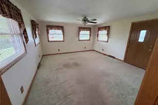 3215 Knollridge Cir NE, Canton, OH 44721 - Photo 7