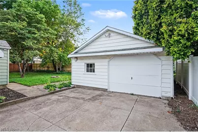 1854 Olympic Street, Cuyahoga Falls, OH 44221 - Photo 35