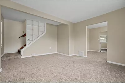 1854 Olympic Street, Cuyahoga Falls, OH 44221 - Photo 5