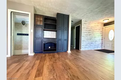 8016 Harris Drive, Garrettsville, OH 44231 - Photo 17