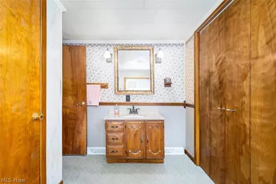 105 Crabapple Lane, Hammondsville, OH 43930 - Photo 25