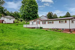 105 Crabapple Ln, Hammondsville, OH 43930 - Photo 7
