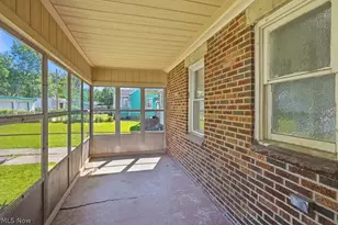 15705 Throckley Ave, Loveland, OH 44128 - Photo 33