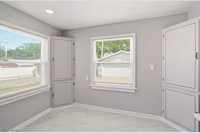 15705 Throckley Avenue, Loveland, OH 44128 - Photo 13