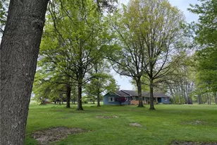 11449 Island Creek Dr, Beloit, OH 44609 - Photo 5