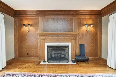 853 Robinwood Hills Drive, Bath, OH 44333 - Photo 9