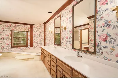 853 Robinwood Hills Drive, Bath, OH 44333 - Photo 21