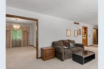 3856 Moonglo Street NW, Uniontown, OH 44685 - Photo 7