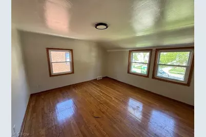 3774 Princeton Boulevard, South Euclid, OH 44121 - Photo 11