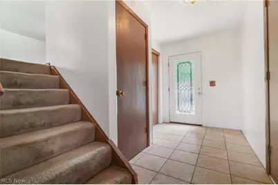 8572 Greenmeadow Avenue NW, Canal Fulton, OH 44614 - Photo 7