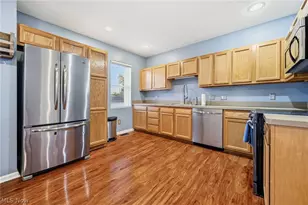 2213 10th St, Cuyahoga Falls, OH 44221 - Photo 11