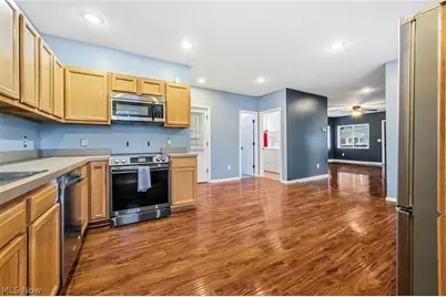 2213 10th Street, Cuyahoga Falls, OH 44221 - Photo 13