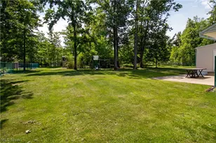 7308 Raccoon Hill Dr, Kirtland, OH 44094 - Photo 49