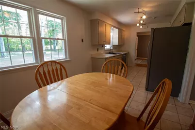 7308 Raccoon Hill Drive, Kirtland, OH 44094 - Photo 5