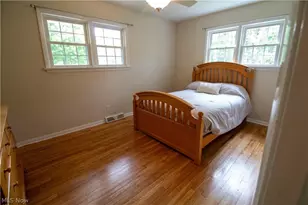 7308 Raccoon Hill Dr, Kirtland, OH 44094 - Photo 23