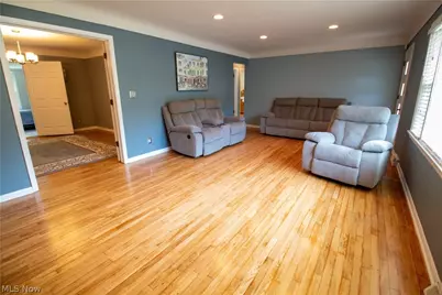 7308 Raccoon Hill Drive, Kirtland, OH 44094 - Photo 15