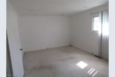 6033 Randy Road, Huber Heights, OH 44146 - Photo 11