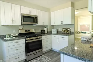 427 South St, Fairport Harbor, OH 44077 - Photo 9