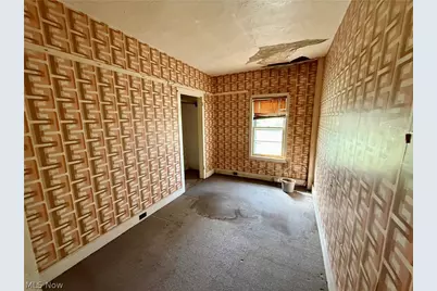 1388 Sherman Street, Geneva, OH 44041 - Photo 17