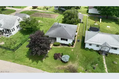 740 Mary Street, Belpre, OH 45714 - Photo 3