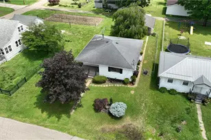 740 Mary St, Belpre, OH 45714 - Photo 3