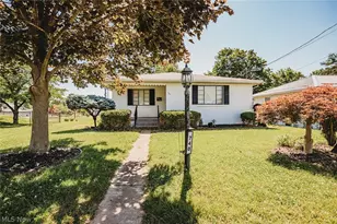 740 Mary St, Belpre, OH 45714 - Photo 33