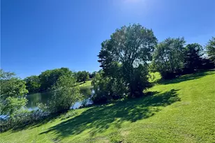 887-889 Colony Dr, Aurora, OH 44202 - Photo 13