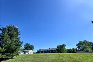 887-889 Colony Dr, Aurora, OH 44202 - Photo 5