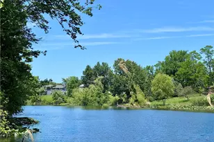 887-889 Colony Dr, Aurora, OH 44202 - Photo 3
