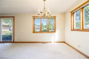 910 Glendale Rd, Marietta, OH 45750 - Photo 9
