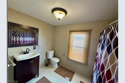 909 Clarendon Avenue SW, Canton, OH 44710 - Photo 21