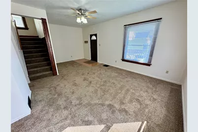909 Clarendon Avenue SW, Canton, OH 44710 - Photo 9
