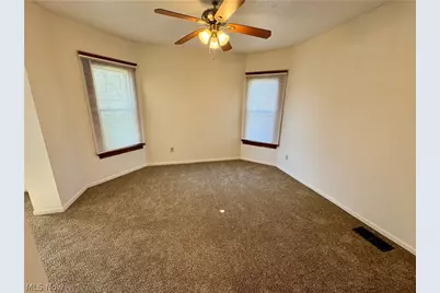 909 Clarendon Avenue SW, Canton, OH 44710 - Photo 19